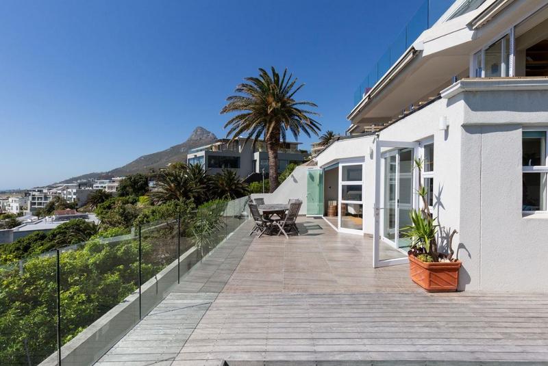 4 Bedroom Property for Sale in Camps Bay Western Cape